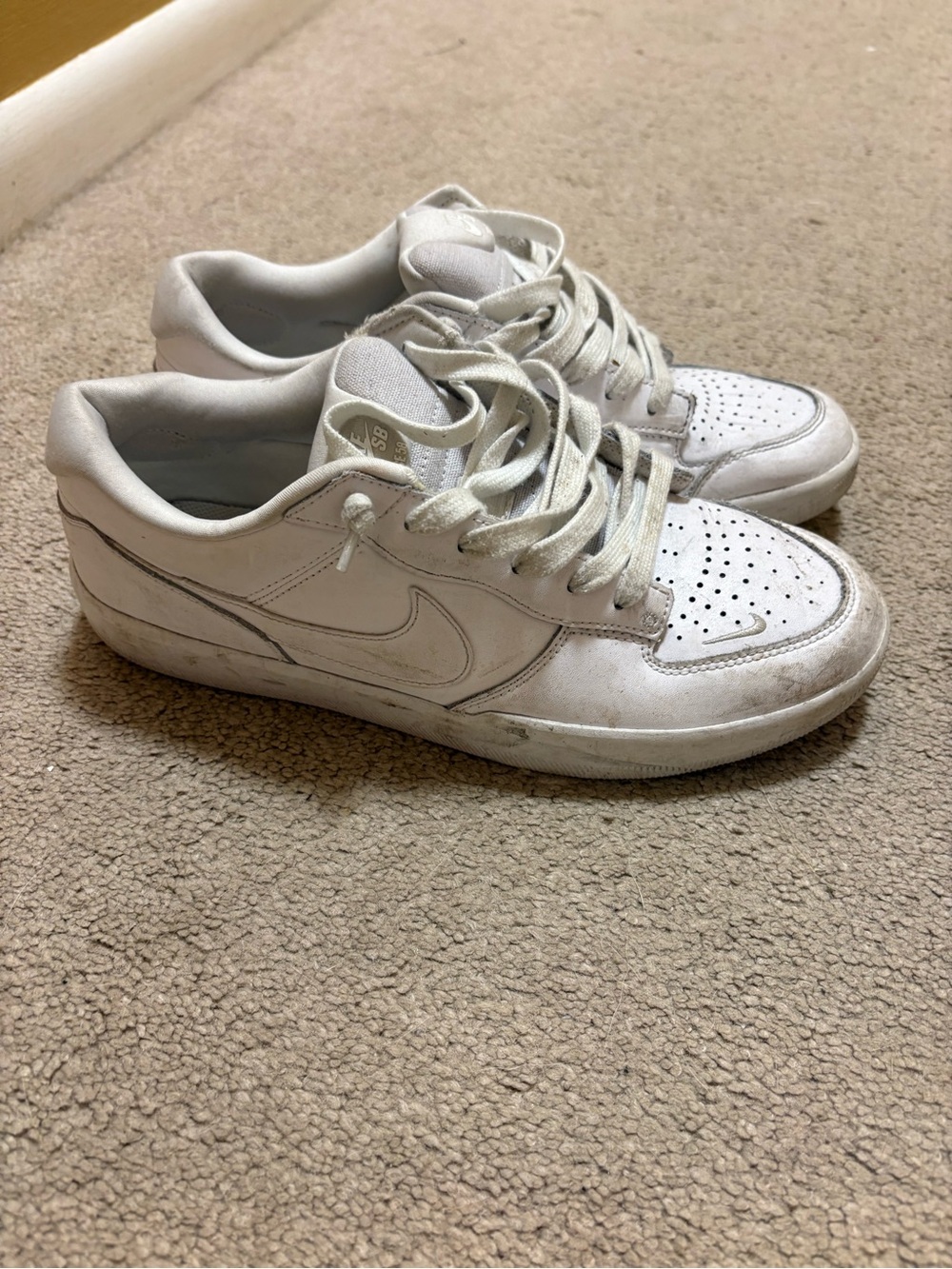 Nike Off-White/Tan Low-Top Sneakers